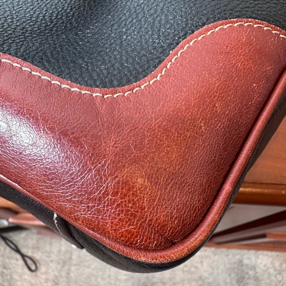 Bally Black and Red Shoulder Bag - Picture 10 of 14